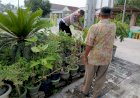Bhabinkamtibmas-Lakukan-Pengecekan-Program-Ketahanan-Pangan-di-Lahan-Hortikultura-Desa-Wonokupang